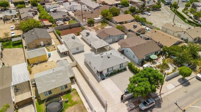 10826 Roscoe Boulevard, Sun Valley