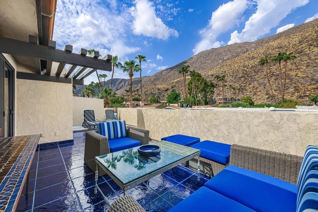 572 W Arenas Road # 2, Palm Springs