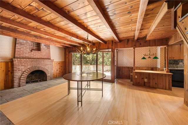 320 Flower Drive, Lake Arrowhead