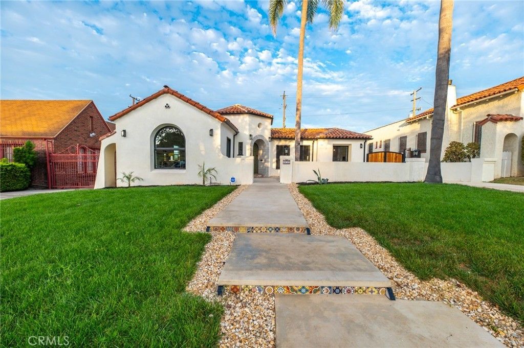 4832 S Victoria, View Park