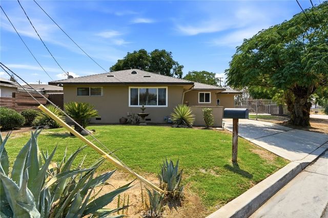 5142 N Polk, Fresno