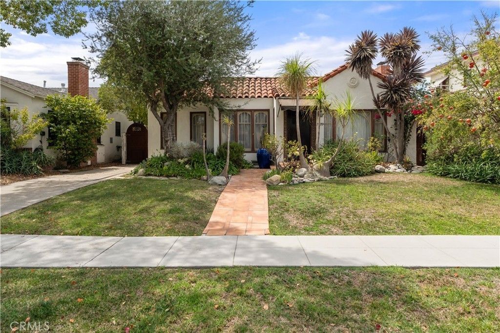 3729 Olive, Long Beach