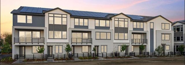 294 Dreamland Way # 062-06 Plan 1, Campbell