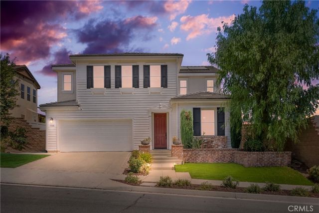 11508 Kingbird Drive, Corona