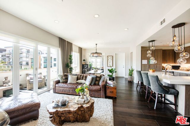 12516 Osprey Lane # 2, Los Angeles