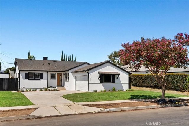 20701 Schoolcraft, Winnetka