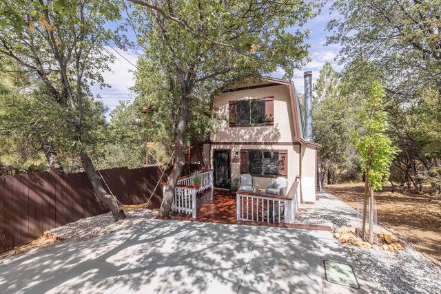 459 Inyo Avenue, Sugarloaf