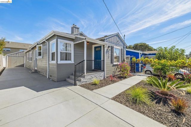 2712 Octavia St, Oakland