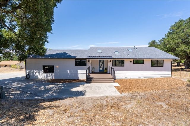 3925 Arena, Atascadero