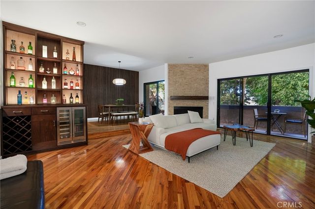 2307 Fox Hills # 105, Los Angeles