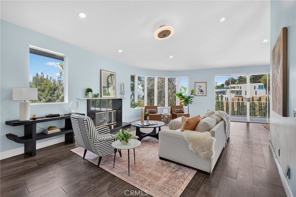 11411 Decente Court, Studio City