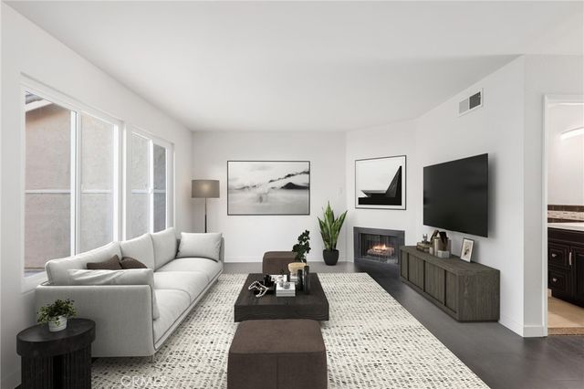 313 S Belmont Lane, Placentia