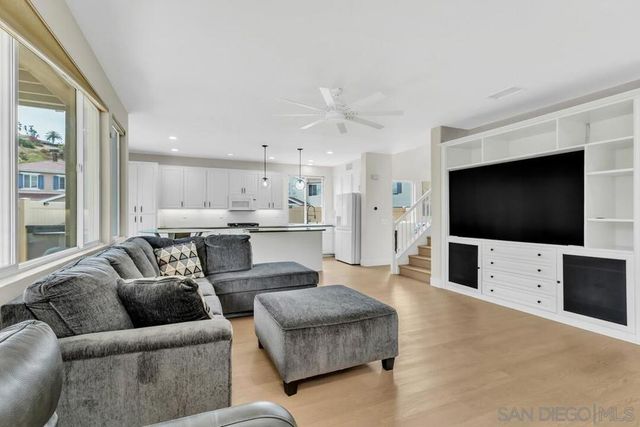 2950 W Canyon Ave, San Diego