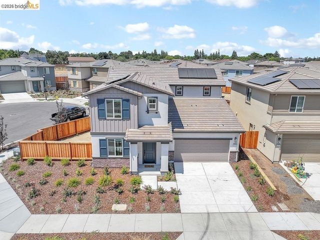 321 Hanson Ln, Brentwood