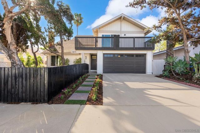 8875 Alphecca, San Diego