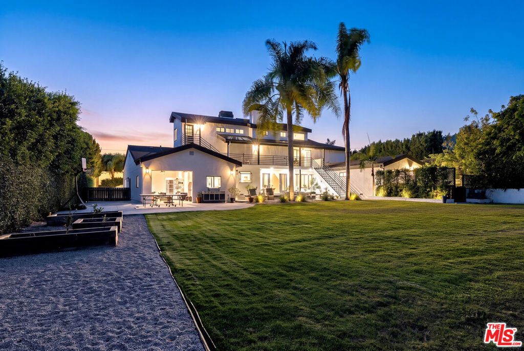 29328 Heathercliff Road, Malibu