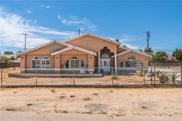 15921 Pine Street, Hesperia