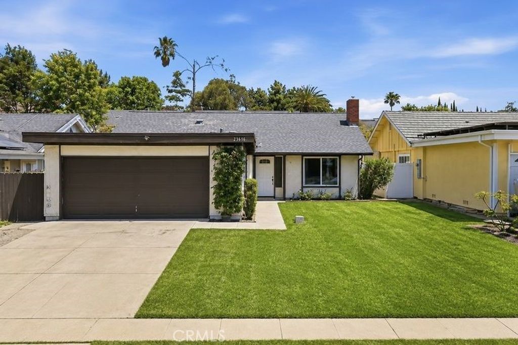 23616 Soresina, Laguna Hills