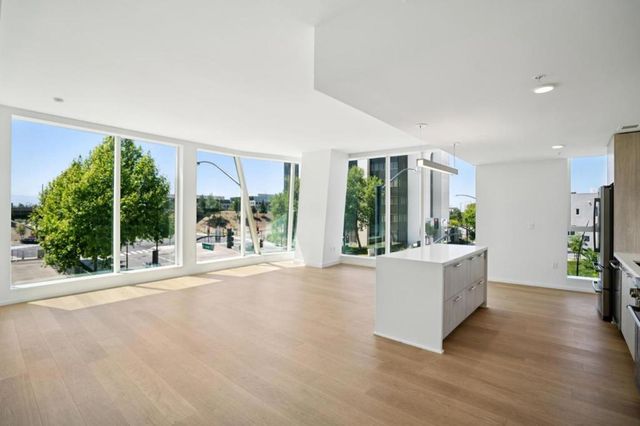 188 W Saint James Street # 10302, San Jose