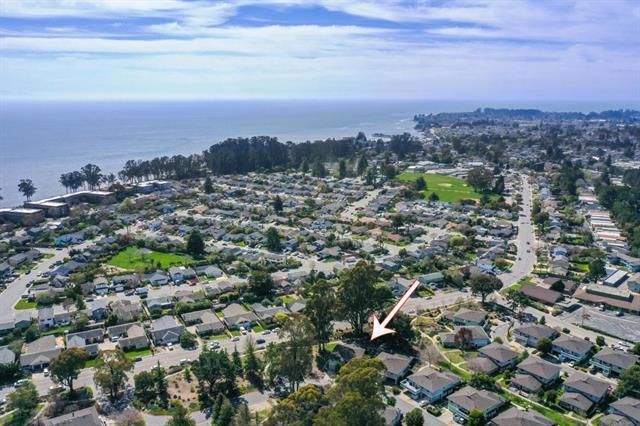 1133 Callas Lane # 2, Capitola