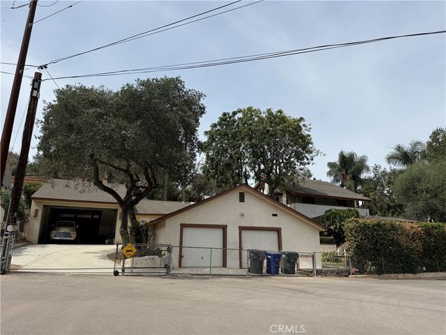 10287 Canyon, Escondido