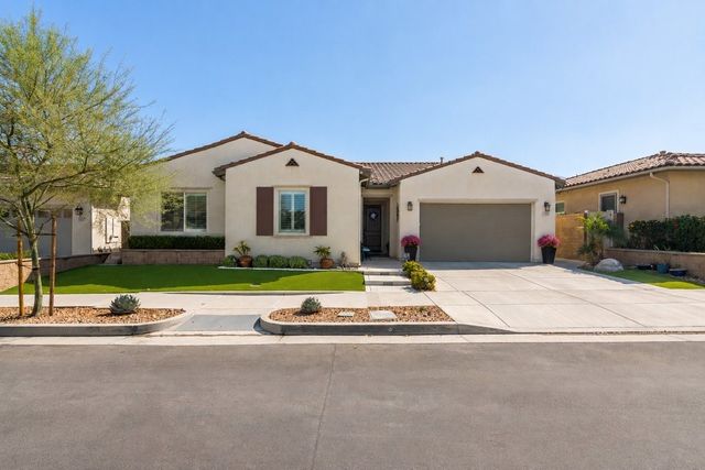 11523 Explorer Court, Corona