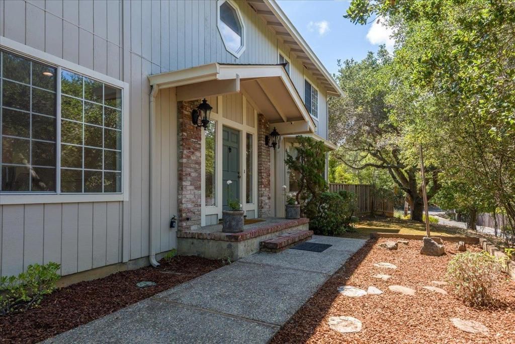 203 Sylvan Way, Redwood City