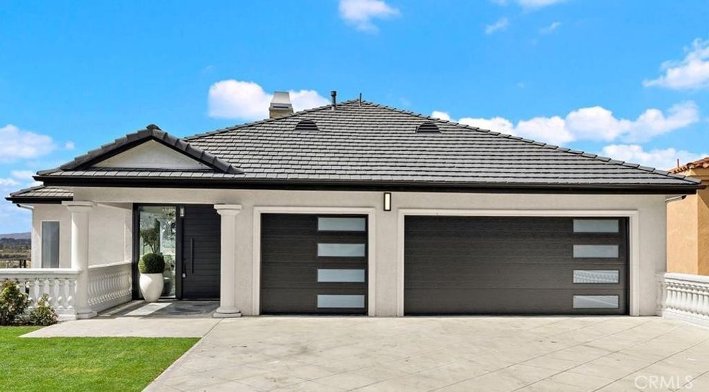 12336 Circula Panorama, North Tustin