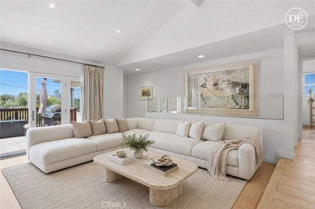 10335 Orton, Los Angeles