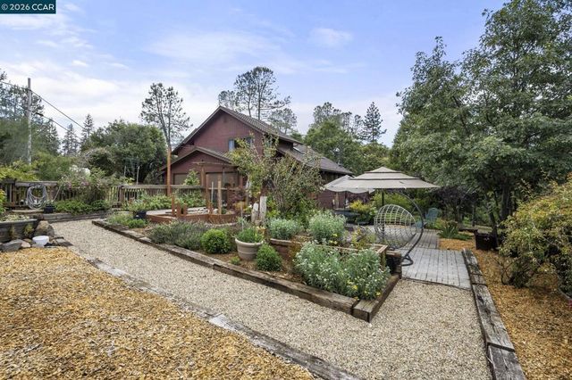 5184 Darby Russell Rd, Murphys