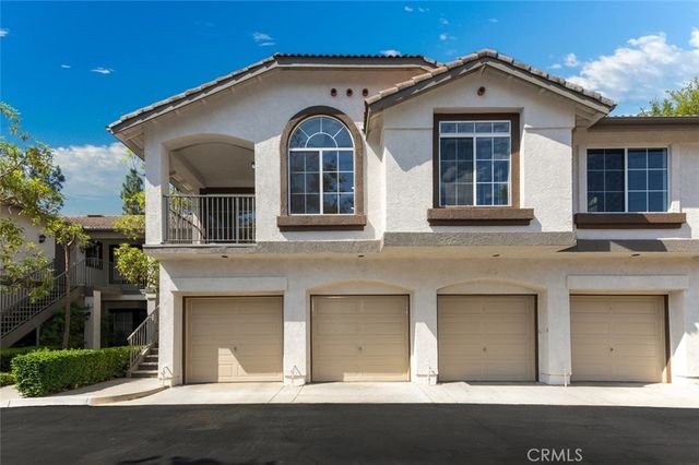 16 Chaumont Circle, Lake Forest