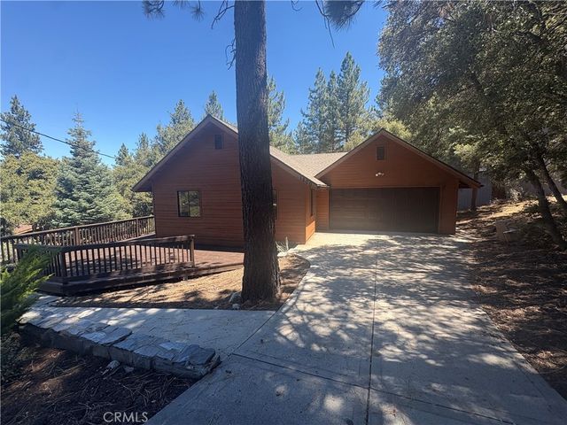 1800 Linden Drive, Pine Mountain Club