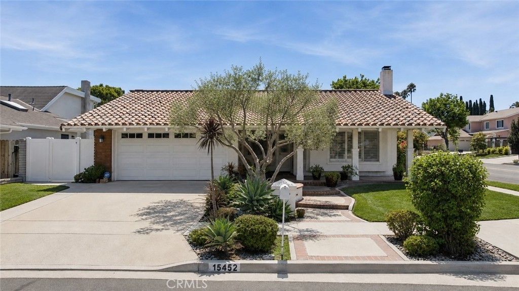 15452 Orleans Circle, Irvine