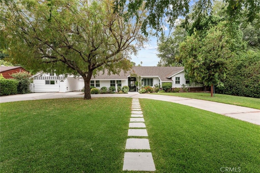5953 Lubao Avenue, Woodland Hills