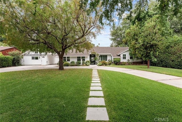 5953 Lubao Avenue, Woodland Hills