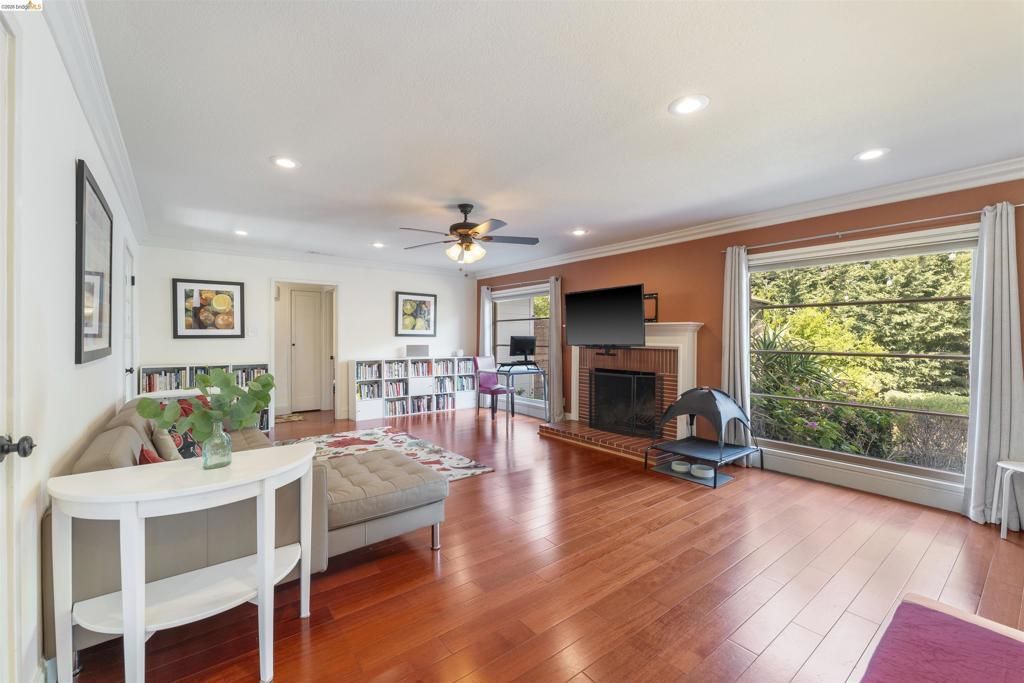 1983 Parkside Dr, Walnut Creek