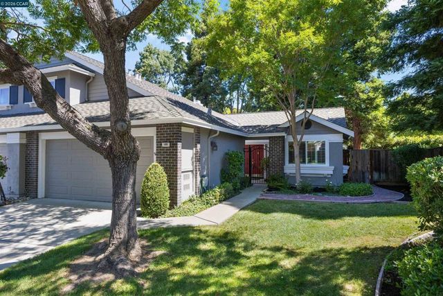 109 Blossom Ct, Danville