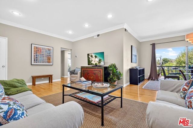 612 S Barrington Avenue # 417, Los Angeles