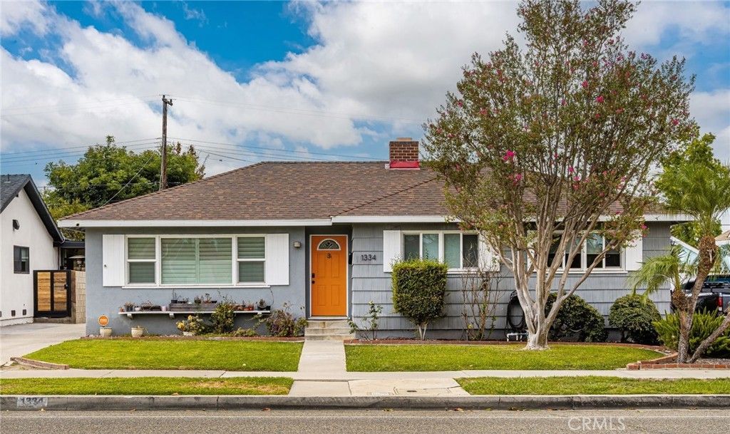 1334 E Collins, Orange