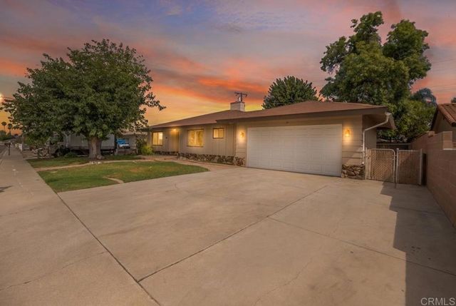 626 E Wright Street, Hemet
