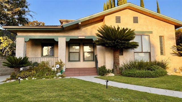 1122 N Isabel Street, Glendale