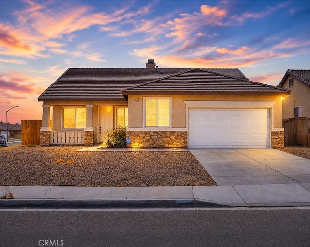 14573 Handsdale Street, Adelanto