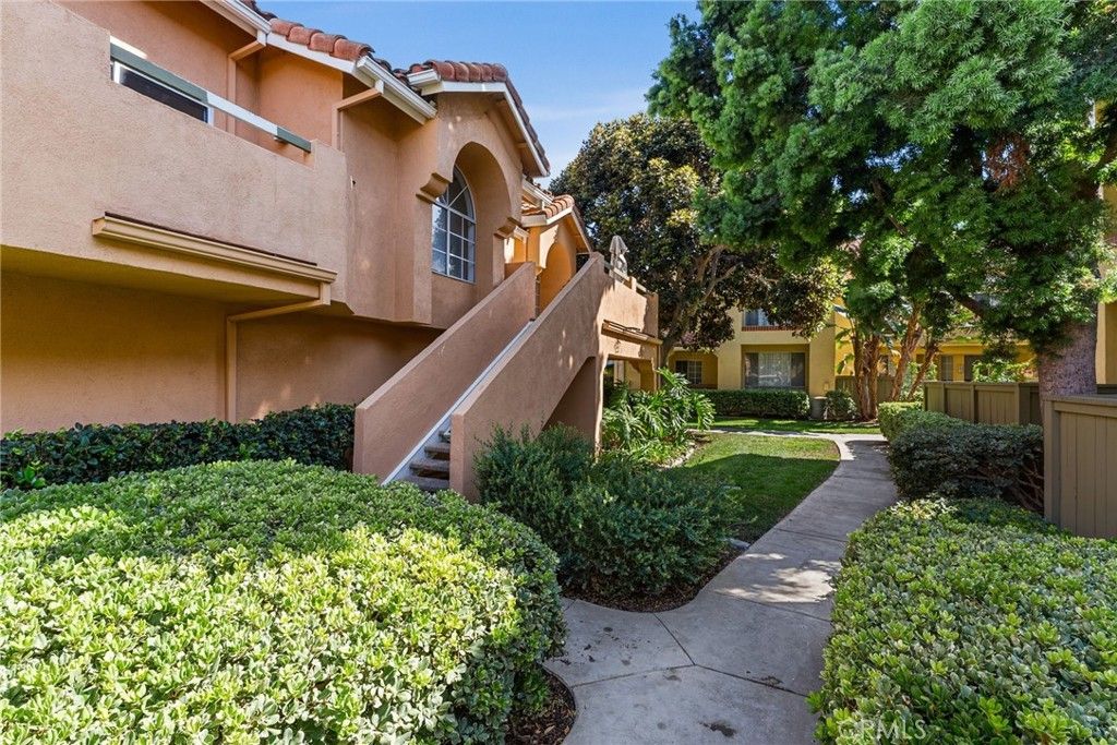 186 Alicante Aisle, Irvine