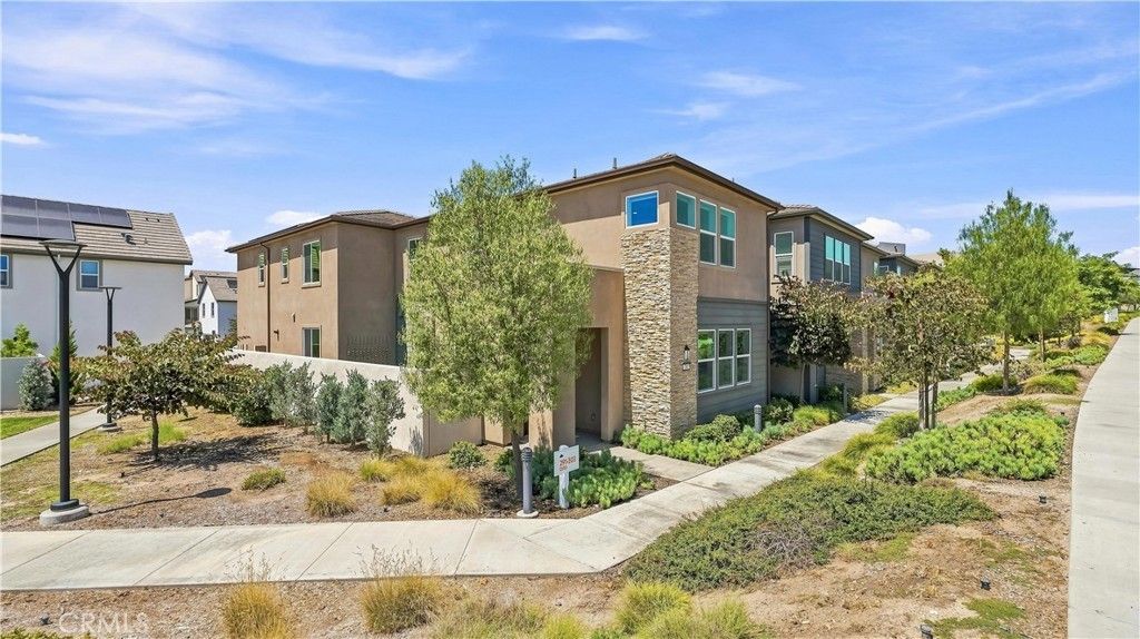 291 Lynx, Irvine