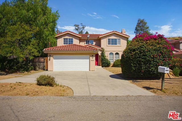 8485 Val Verde Drive, West Hills