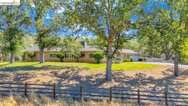 22309 Villas Ln, Sonora