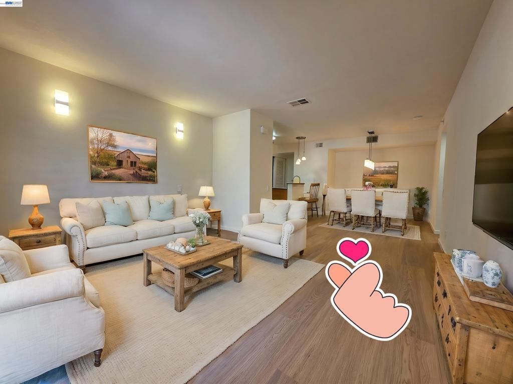 287 E Warren Ave, Fremont
