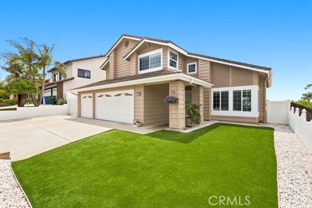 3425 Topeka, Carlsbad