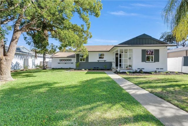 1204 Riverside, Fullerton