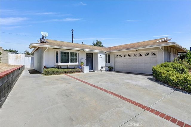 3426 S Hedgerow, West Covina